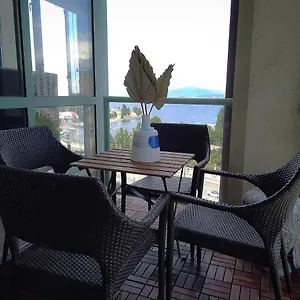  Apartment Stunning Ocean